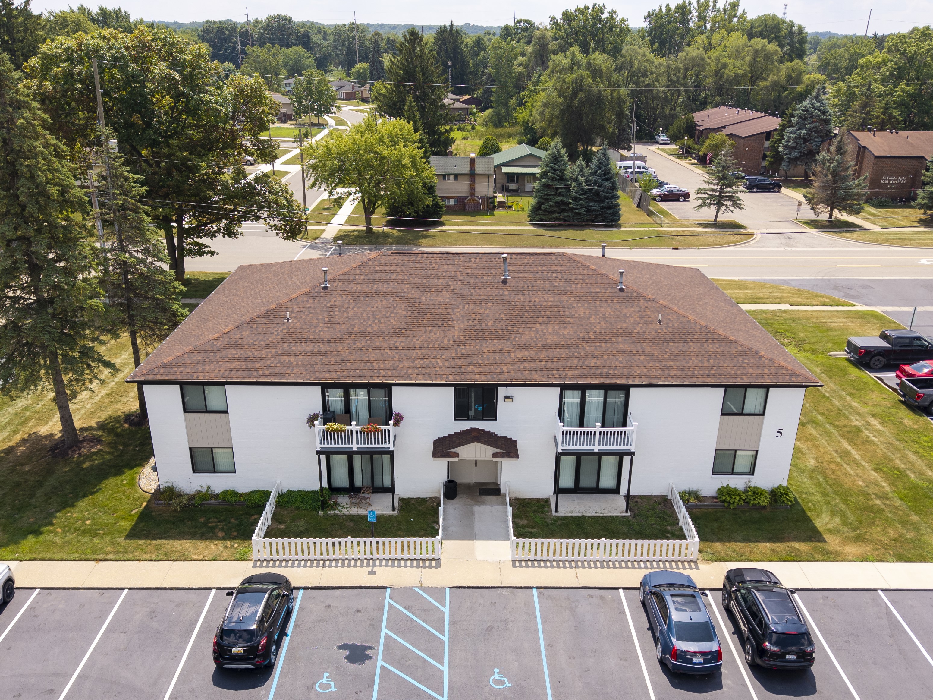 The Grove Off North Apartments's cover image