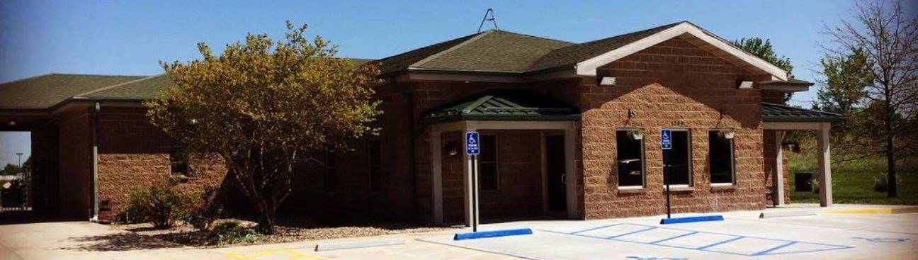 Green Hills Veterinary Clinic's cover image