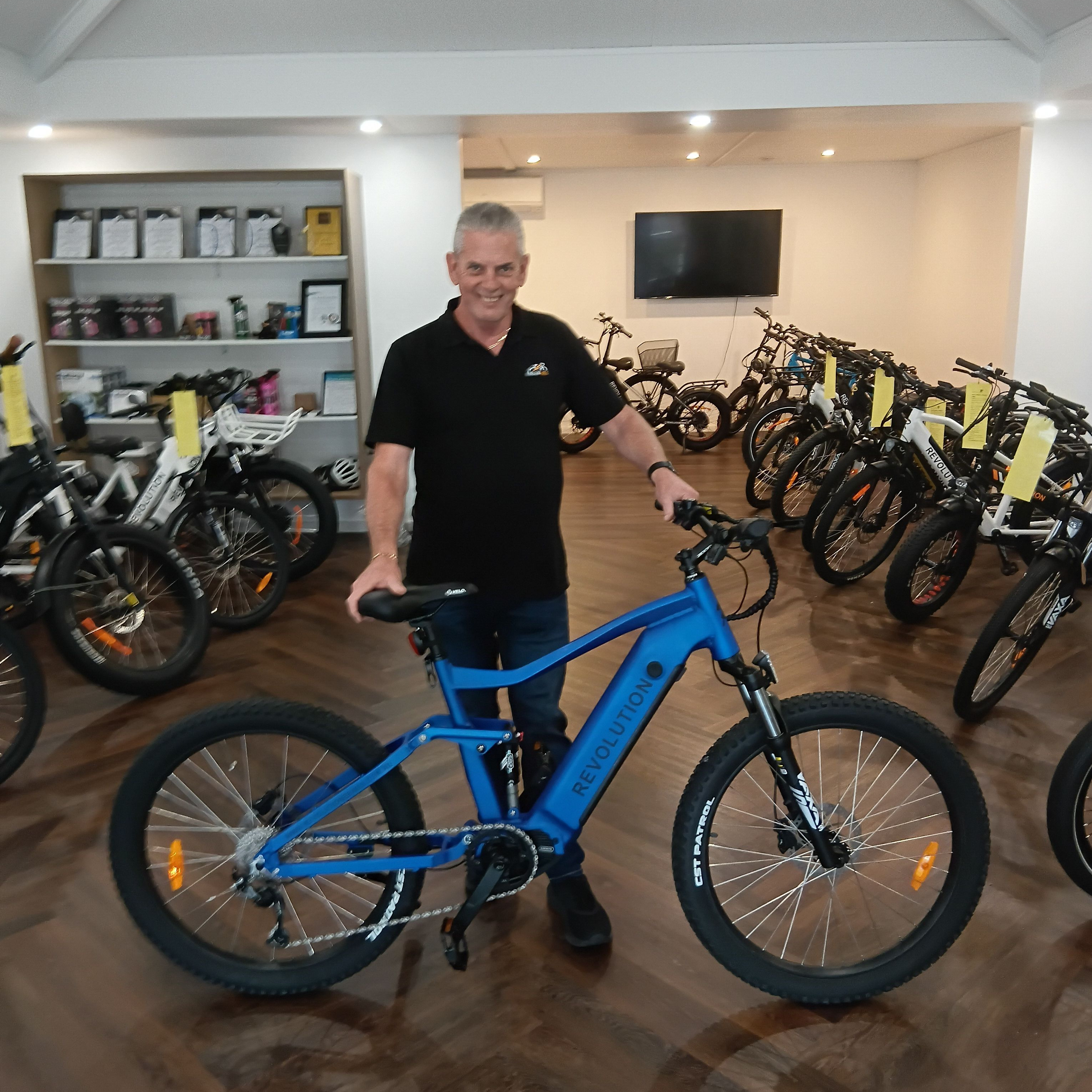 Revolution E-Bikes Busselton's cover image
