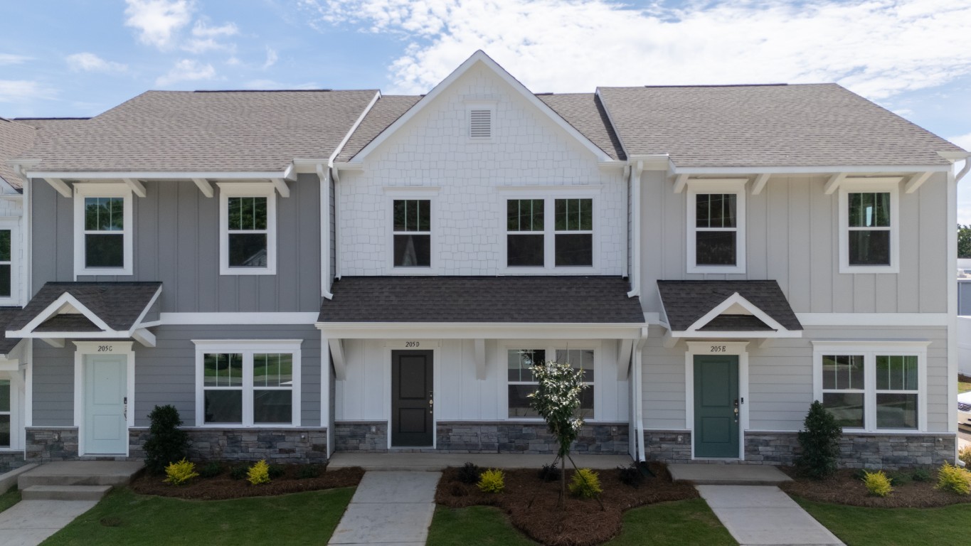 Towns at Cliffwood Condos by True Homes's cover image