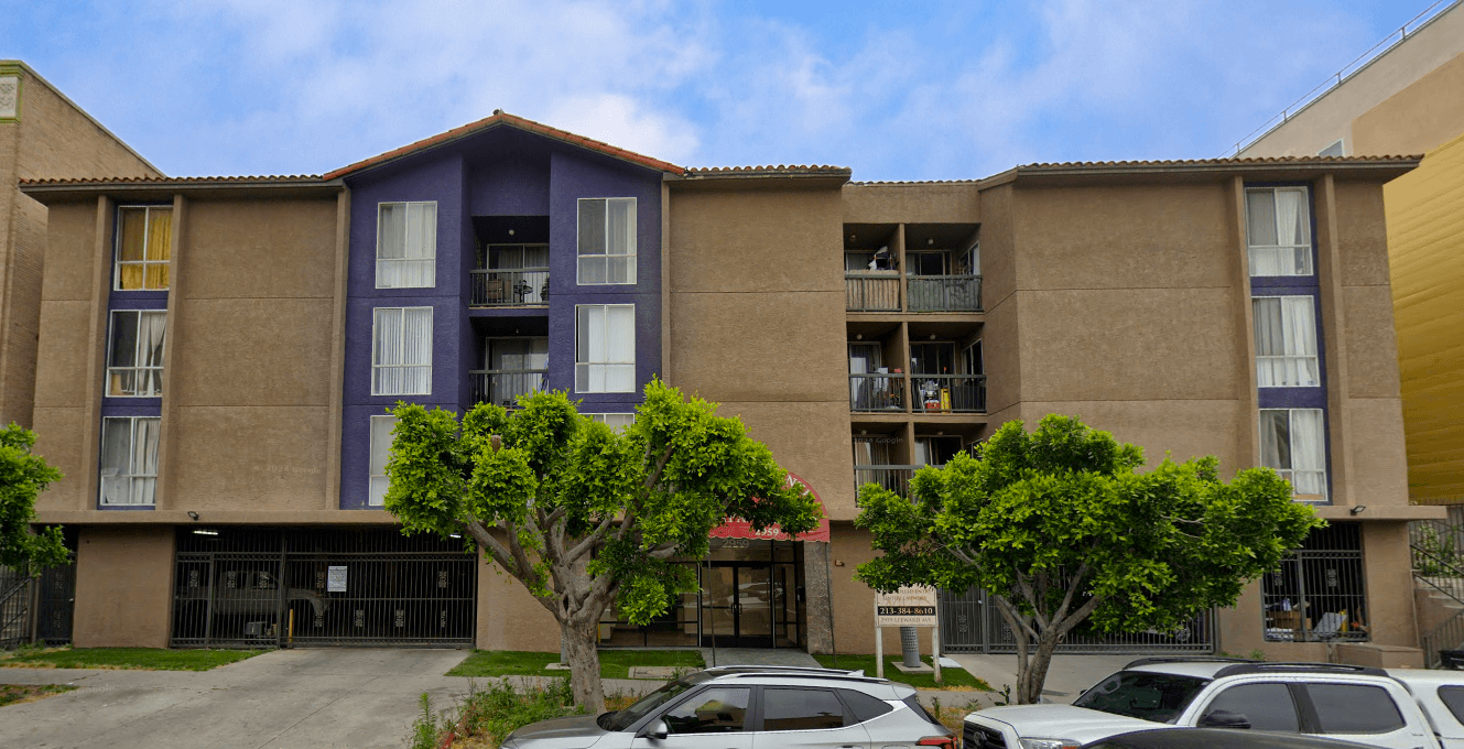 View Pointe Apartments's cover image