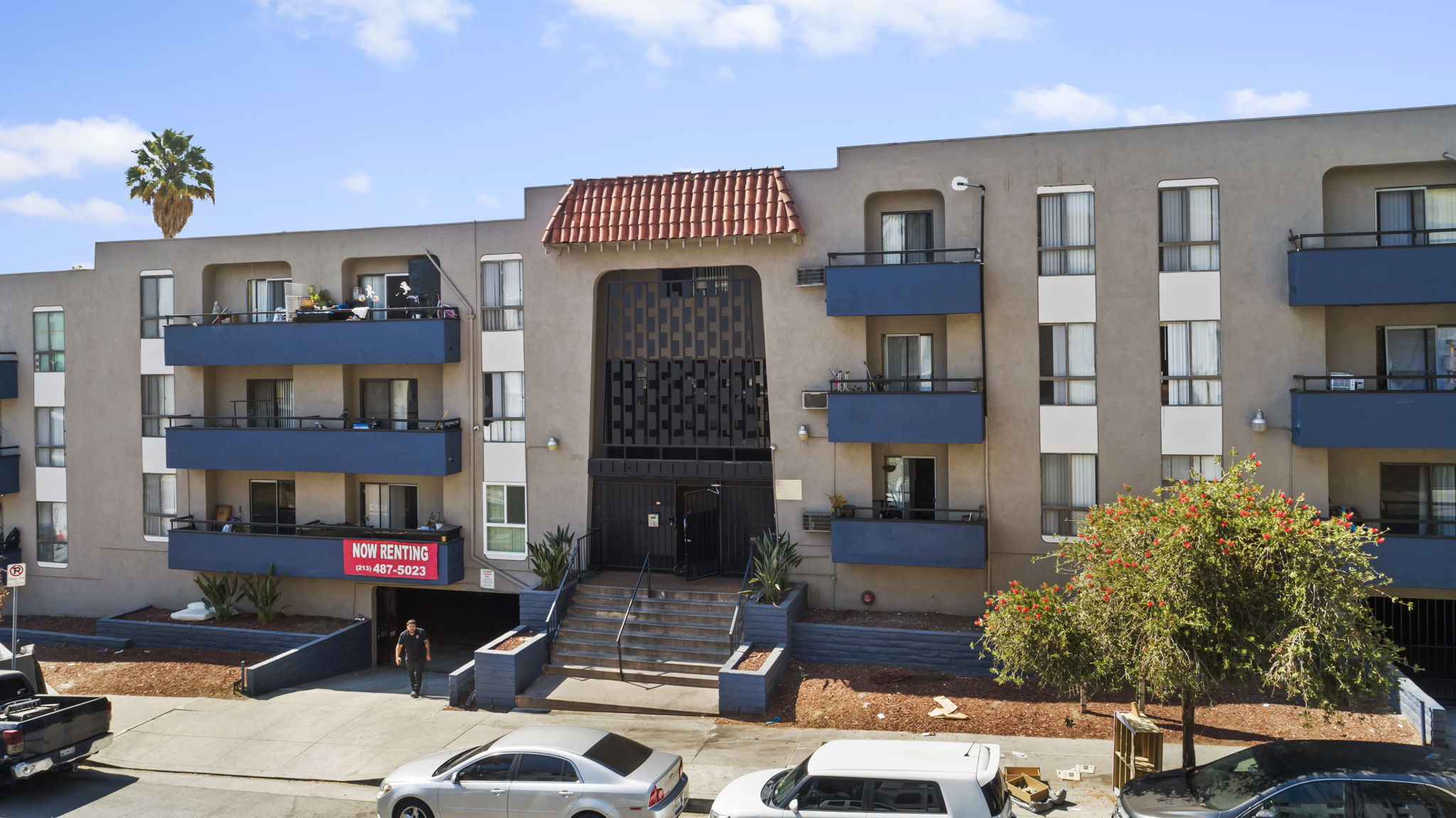 Sunset Pointe Apartments's cover image