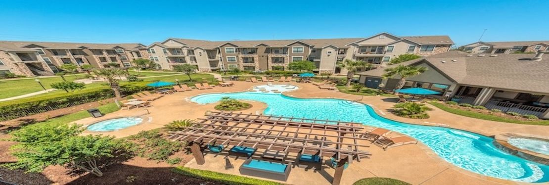 Mason Park Apartments's cover image