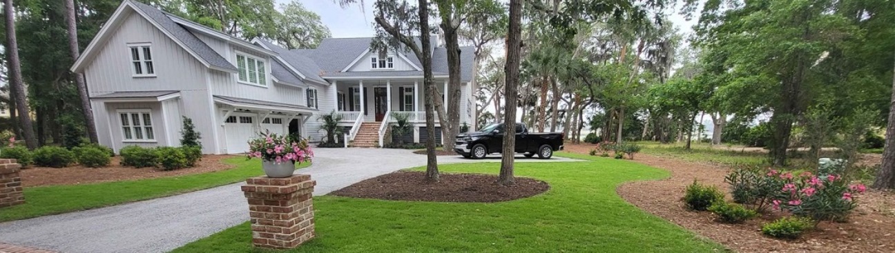 Lowcountry Scapes's cover image