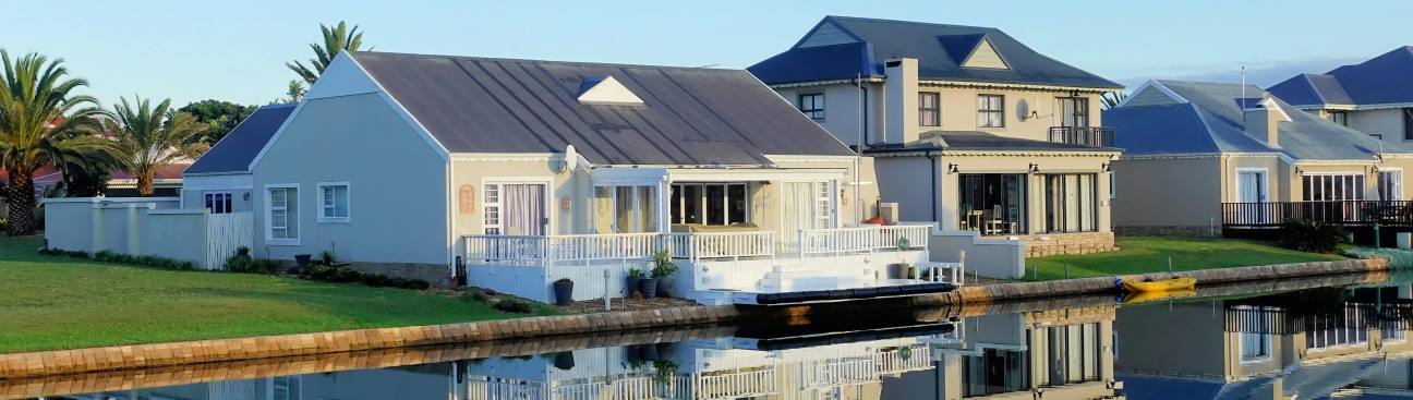 United Acreage & Property Marketing's cover image
