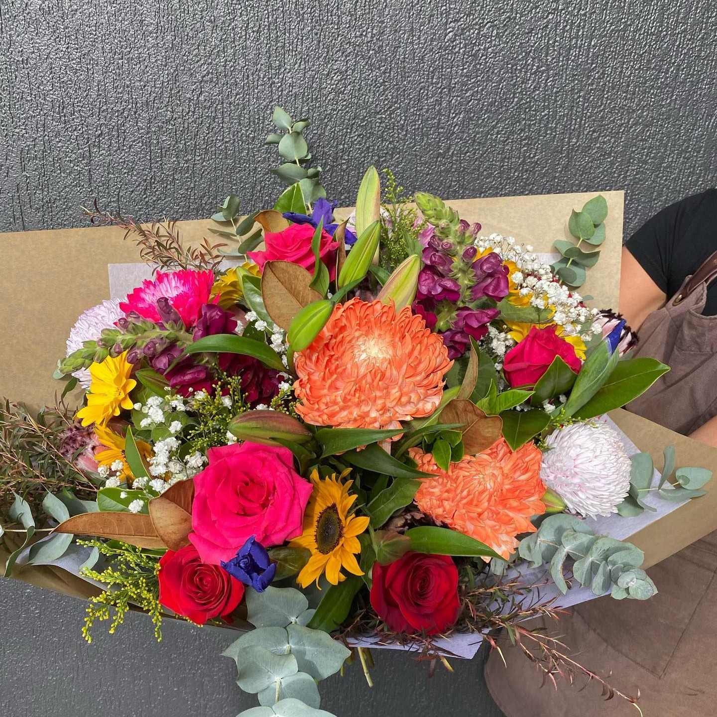 Shirley's Flowers, Ballina Florist's cover image