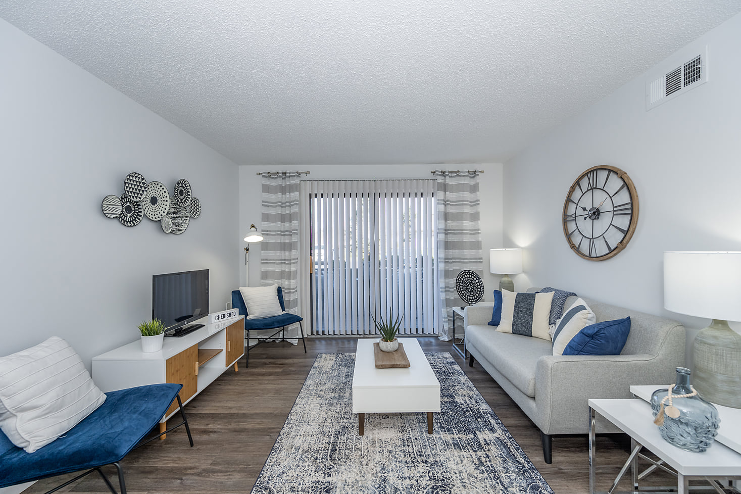Windsor Place Apartments's cover image