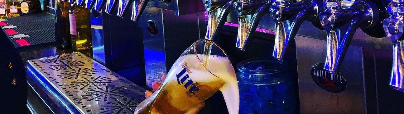 32* ICE BAR & Lounge's cover image