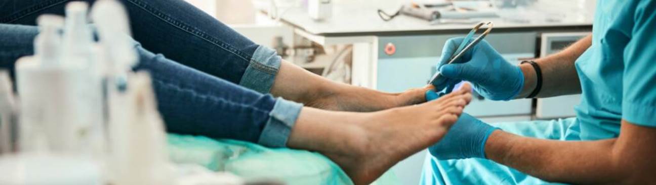 Phoenix Podiatry's cover image