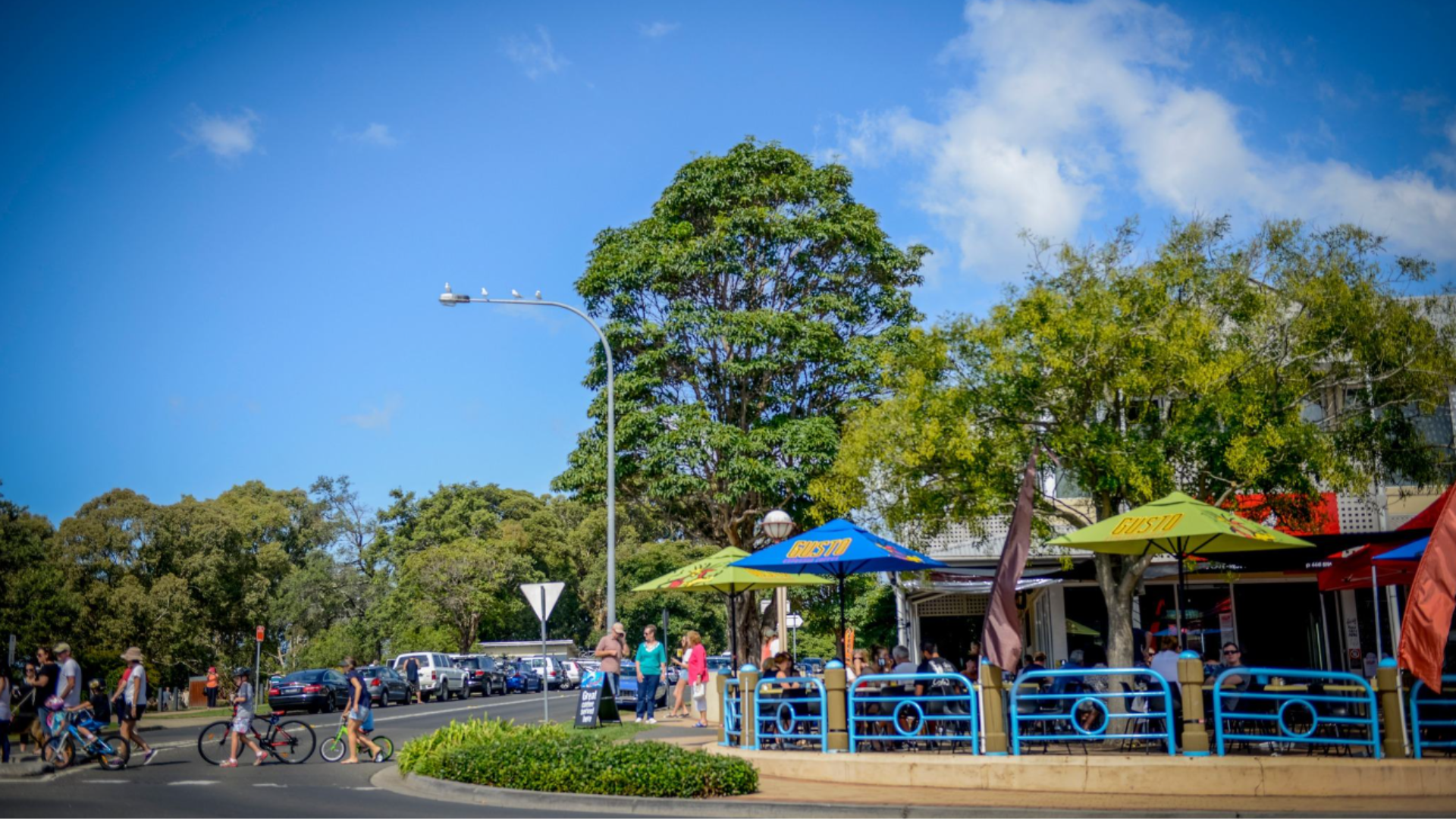 Angels Bayside Cafe's cover image