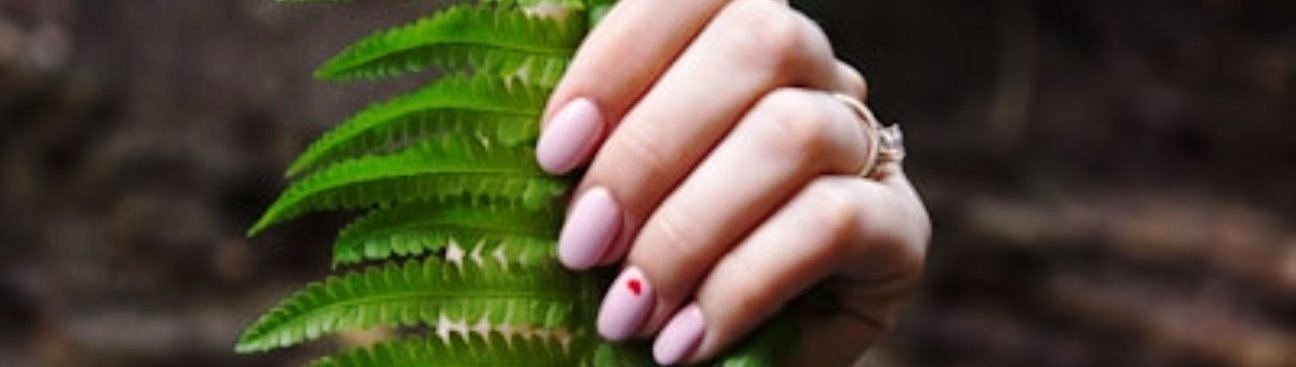 Elements Nail Lounge's cover image