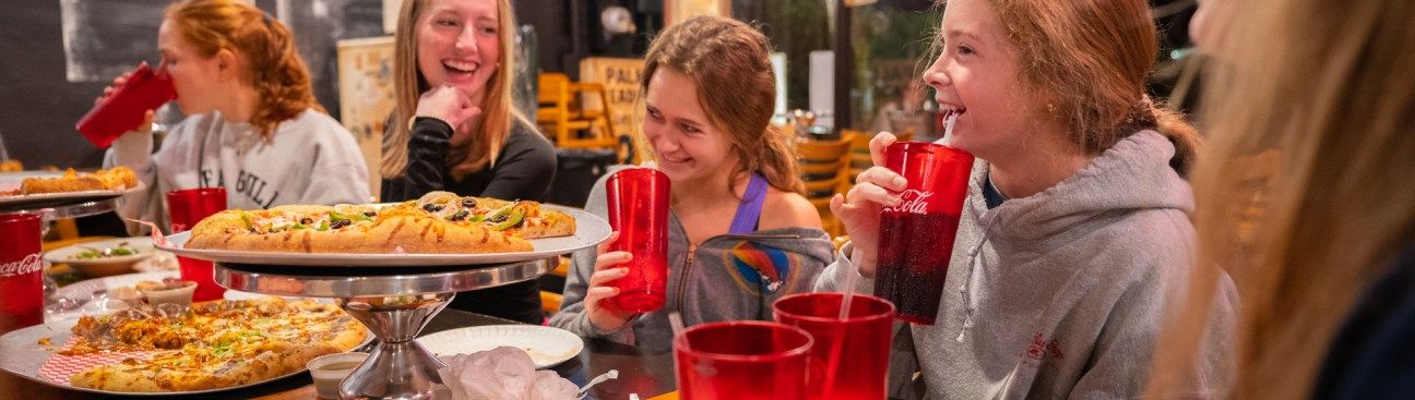 Lilly's Pizza's cover image