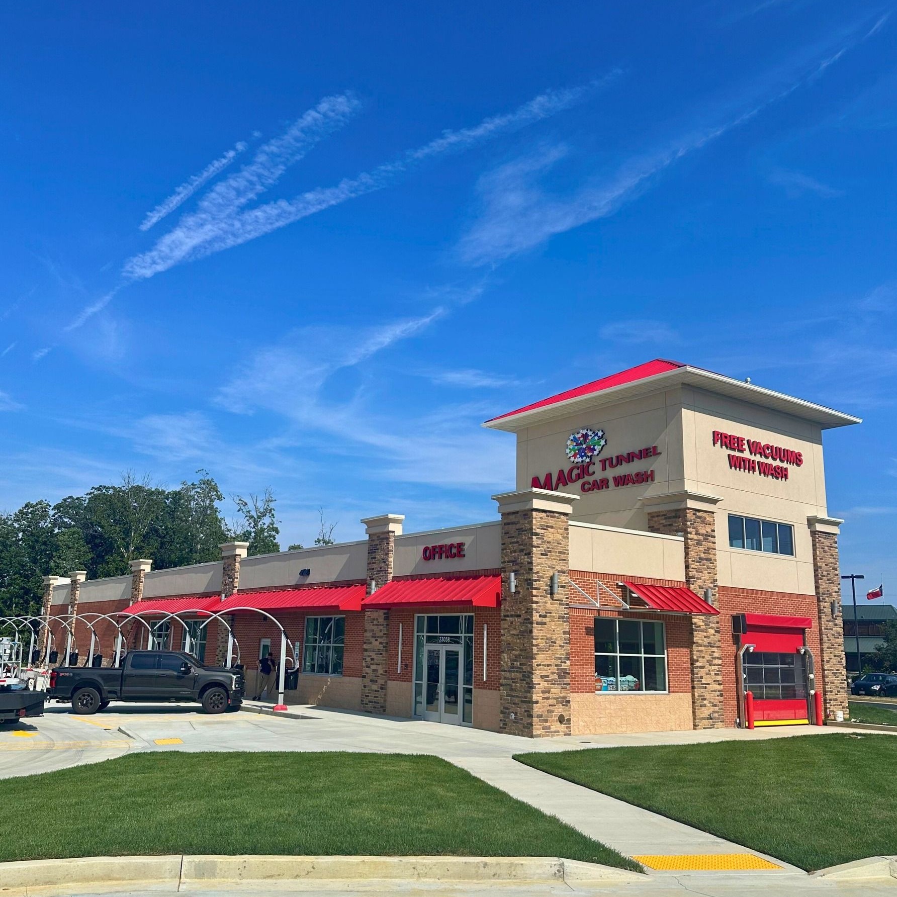 Magic Tunnel Car Wash's cover image