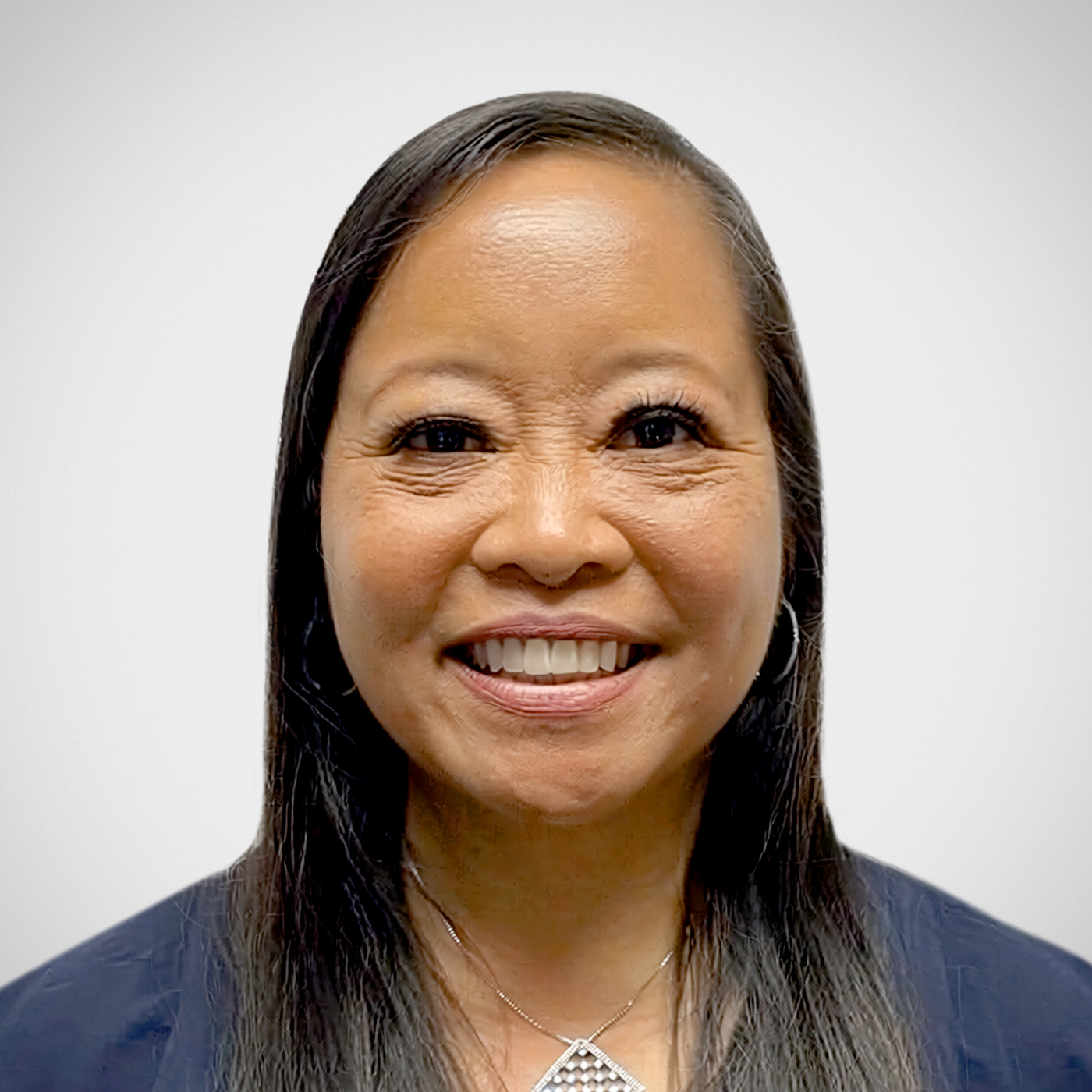 Dr Elaine Santos