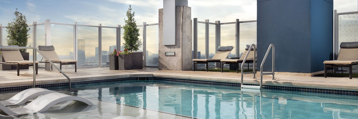 SkyHouse River Oaks Apartments's cover image