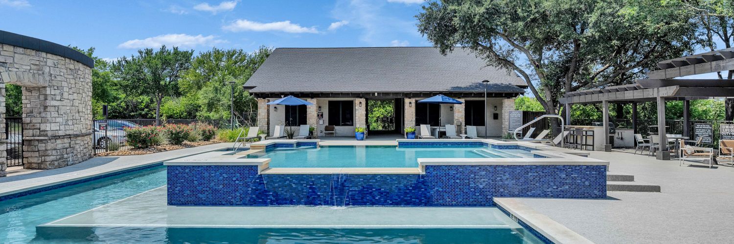 Ridgeview Apartments's cover image