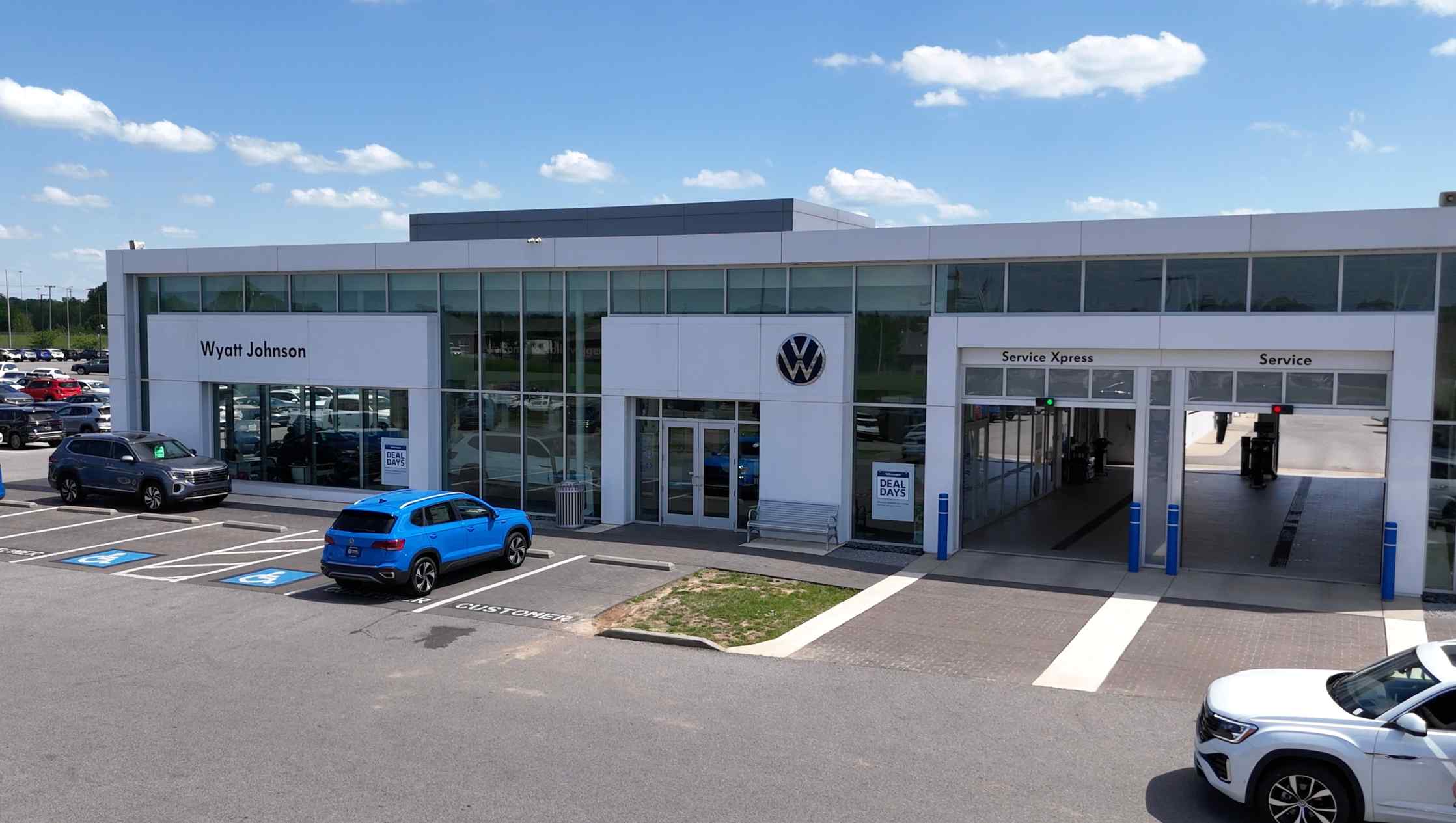 Volkswagen Service's cover image
